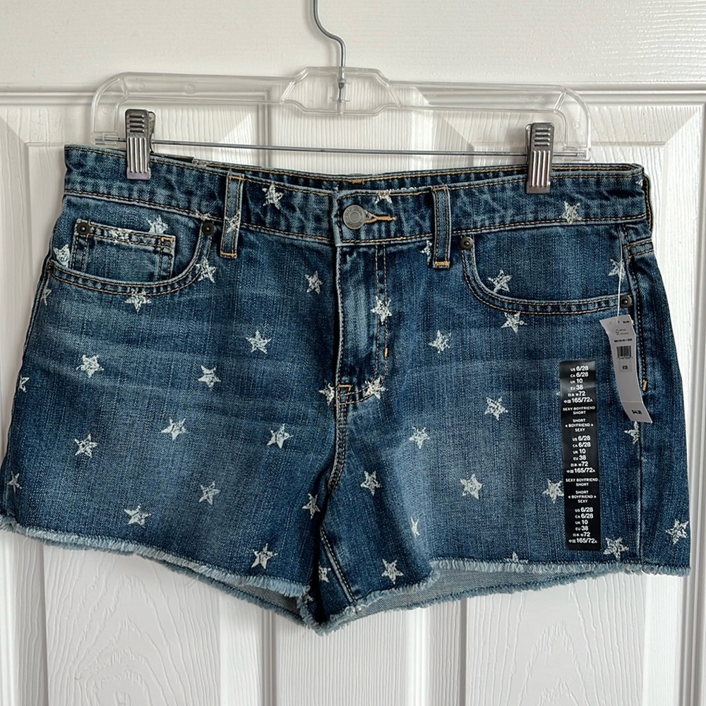Gap Star Sexy Boyfriend Shorts Size 6/28